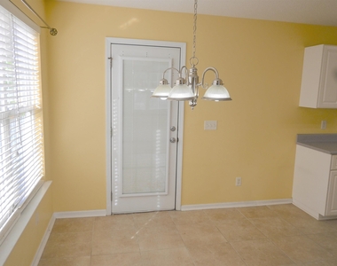 508 Grey Mare Court - Photo Thumbnail 6