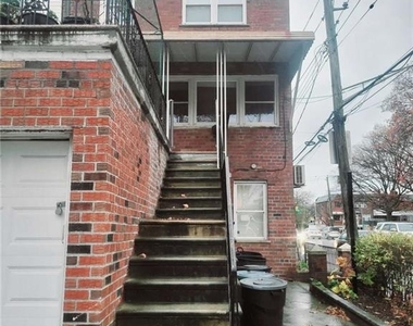 2202 Burnett Street - Photo Thumbnail 1