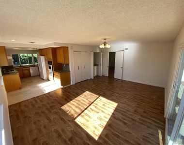 5610 Calle Miramar - Photo Thumbnail 7