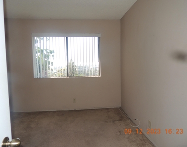 5990 Dandridge Ln - Photo Thumbnail 19