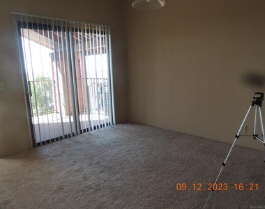 5990 Dandridge Ln - Photo Thumbnail 24