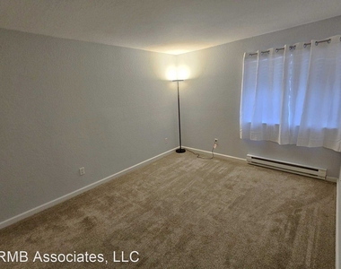 9365 Sw 146th Terrace Apt F1 - Photo Thumbnail 14