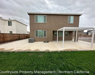 2455 Robledo Way - Photo Thumbnail 2