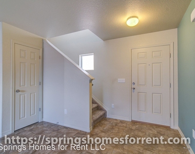 3759 Swainson Dr - Photo Thumbnail 2