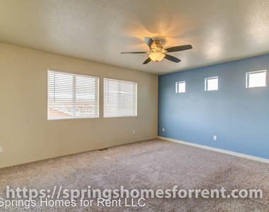 3759 Swainson Dr - Photo Thumbnail 11