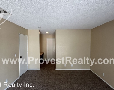 27600 Cloverleaf Dr. - Photo Thumbnail 13