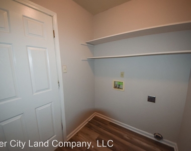 1156 Meadowlark Lane - Photo Thumbnail 19