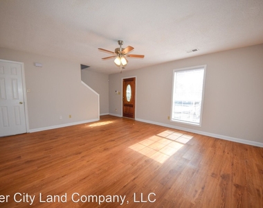 1156 Meadowlark Lane - Photo Thumbnail 4