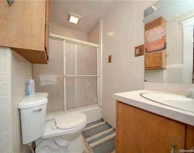 623 Cooke Street - Photo Thumbnail 14