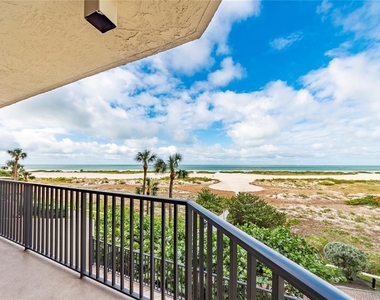 1290 Gulf Boulevard - Photo Thumbnail 12