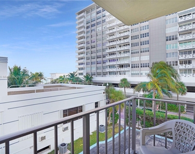 3215 N Ocean Dr - Photo Thumbnail 21