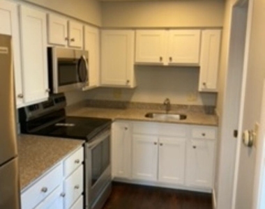 31-41 Valley Avenue - Photo Thumbnail 1