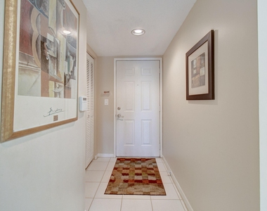 6093 Pointe Regal Circle - Photo Thumbnail 4