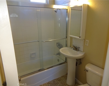 1220 Belmont Avenue - Photo Thumbnail 12