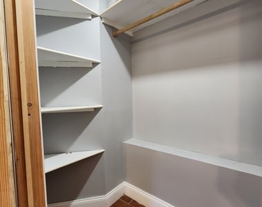 101 East 38th Street - Photo Thumbnail 7