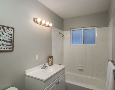 4479 Menlo Ave - Photo Thumbnail 12