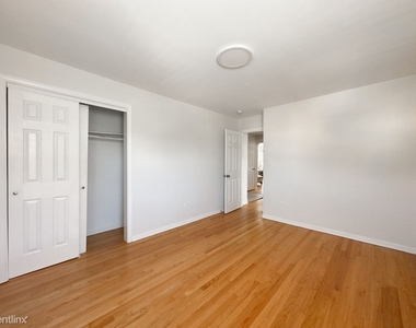 2728 N. 75th Court, Unit 8 - Photo Thumbnail 7