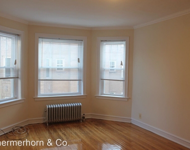 704-10 Hinman Ave. - Photo Thumbnail 7