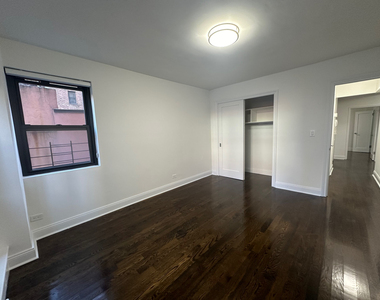 219 East 69th Street - Photo Thumbnail 15