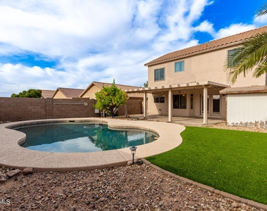 6333 W Desert Hollow Drive - Photo Thumbnail 25