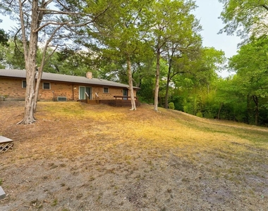 1211 Ridge Rock Lane - Photo Thumbnail 26