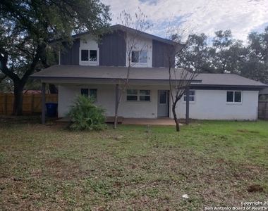 1819 Parhaven Dr - Photo Thumbnail 5