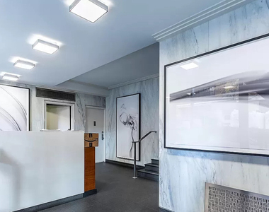 165 East 35th Street - Photo Thumbnail 5