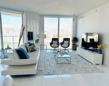 150 Sunny Isles Blvd - Photo Thumbnail 3