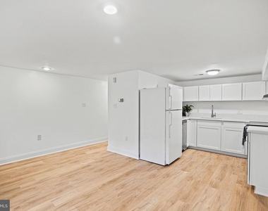 3538 10th St Nw - Photo Thumbnail 6