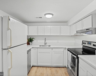 3538 10th St Nw - Photo Thumbnail 7