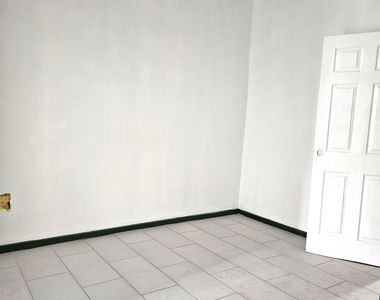 121 Martense Street - Photo Thumbnail 5
