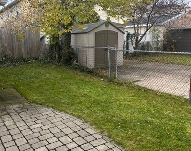 28 Crestwood Avenue - Photo Thumbnail 24