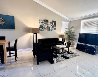 220 Flamingo Road - Photo Thumbnail 3