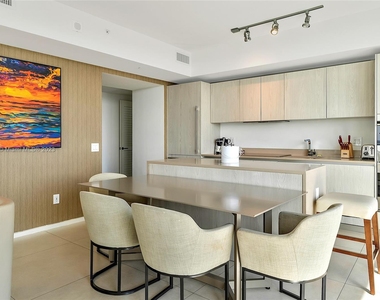 4111 S Ocean Dr - Photo Thumbnail 9