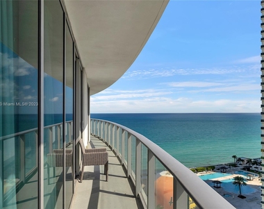 4111 S Ocean Dr - Photo Thumbnail 0