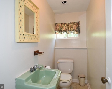 6615 Ivy Hill Dr - Photo Thumbnail 20