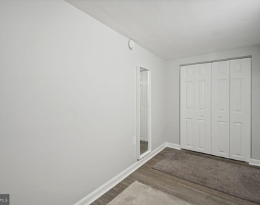 820 Tewkesbury Place Nw - Photo Thumbnail 10