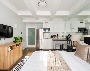 238 West 73rd Street - Photo Thumbnail 5