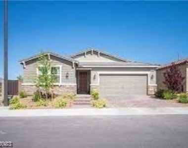 2748 Alta Vista Street - Photo Thumbnail 0