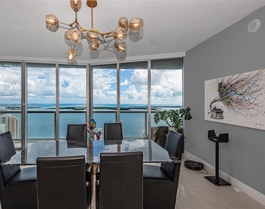 465 Brickell Ave - Photo Thumbnail 22