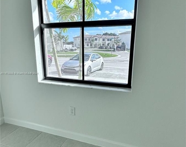 12883 Sw 234th Street - Photo Thumbnail 23