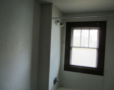 3209 N Park Avenue - Photo Thumbnail 23