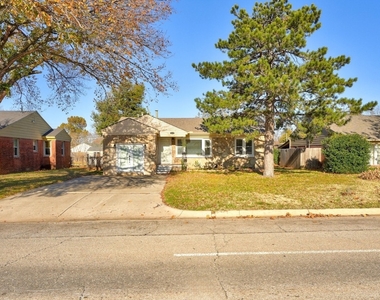 3135 Nw Grand Boulevard - Photo Thumbnail 38