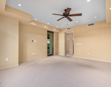 7181 E Camelback Road - Photo Thumbnail 21