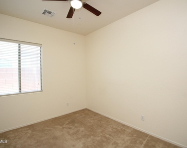 2419 W Crimson Terrace - Photo Thumbnail 14