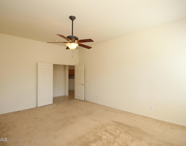 2419 W Crimson Terrace - Photo Thumbnail 26