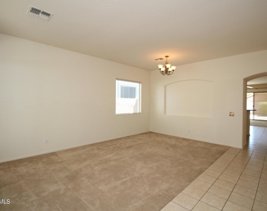 2419 W Crimson Terrace - Photo Thumbnail 5