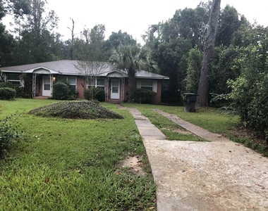 1008 Alachua Avenue - Photo Thumbnail 8