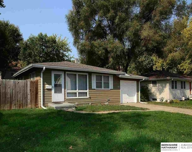 3510 N 56 Street - Photo Thumbnail 1