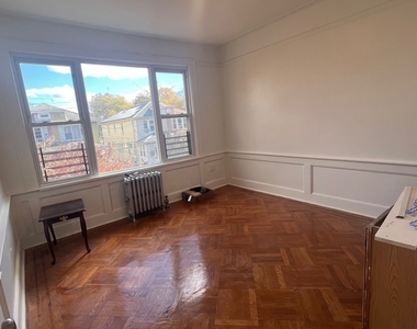 508 East 45 Street - Photo Thumbnail 4
